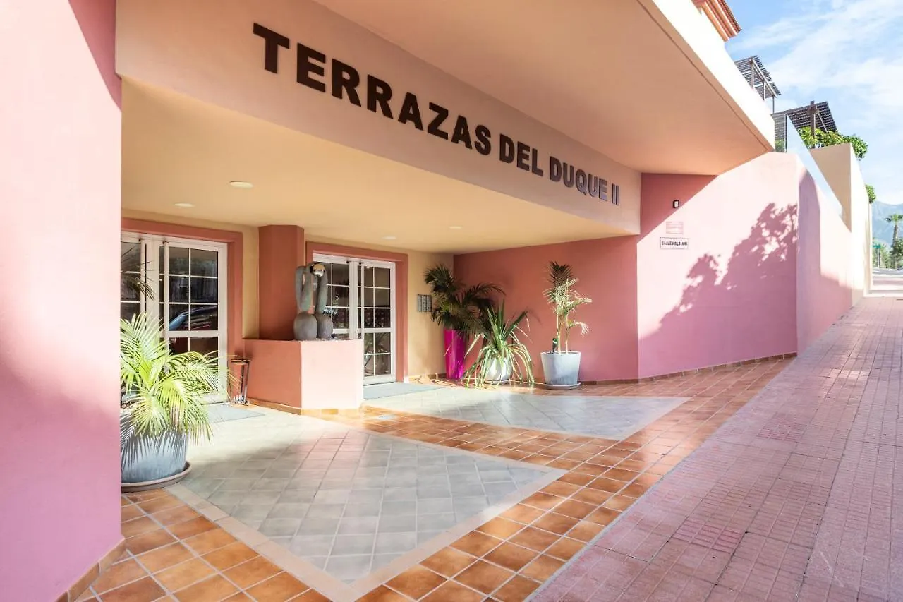 אדחה Terrazas Del Duque Sunset Apartment